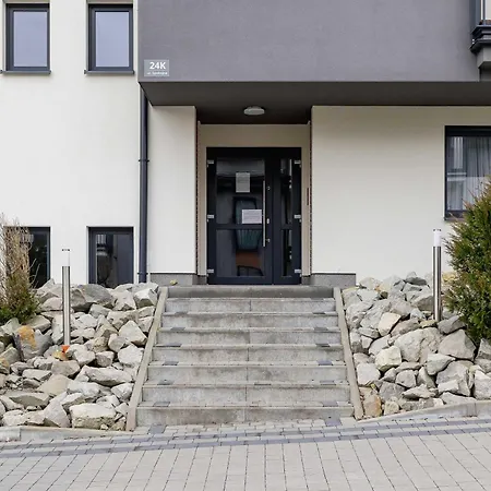 Spokojna Cozy With Patio & Parking In By Renters Apartment Weichsel