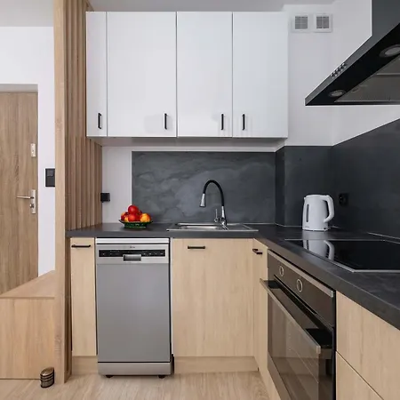 Spokojna Cozy With Patio & Parking In By Renters * Weichsel