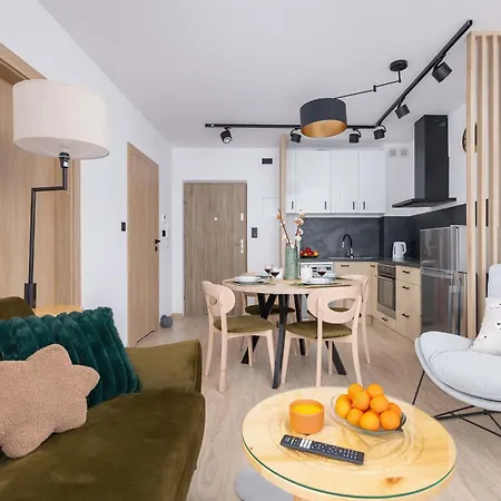 Spokojna Cozy With Patio & Parking In By Renters * Weichsel