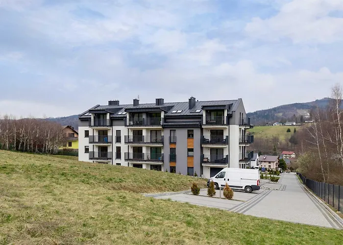 Spokojna Cozy With Patio & Parking In By Renters *