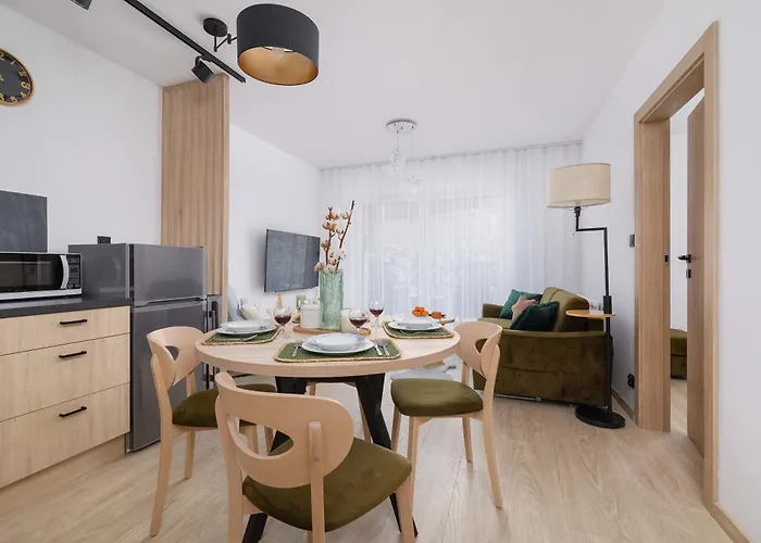 Appartement Spokojna Cozy With Patio & Parking In By Renters *